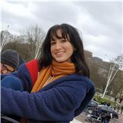 Diplomata offre ripetizioni di Inglese e Matematica, aiuto compiti e metodo di studio